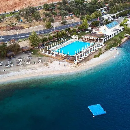 Doria Yacht Club 4*