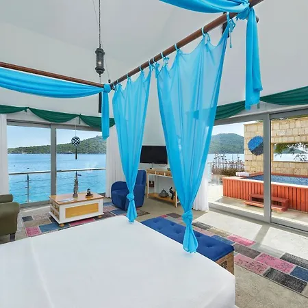 Doria Yacht Club 4*