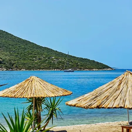Doria Yacht Club Otel 4*